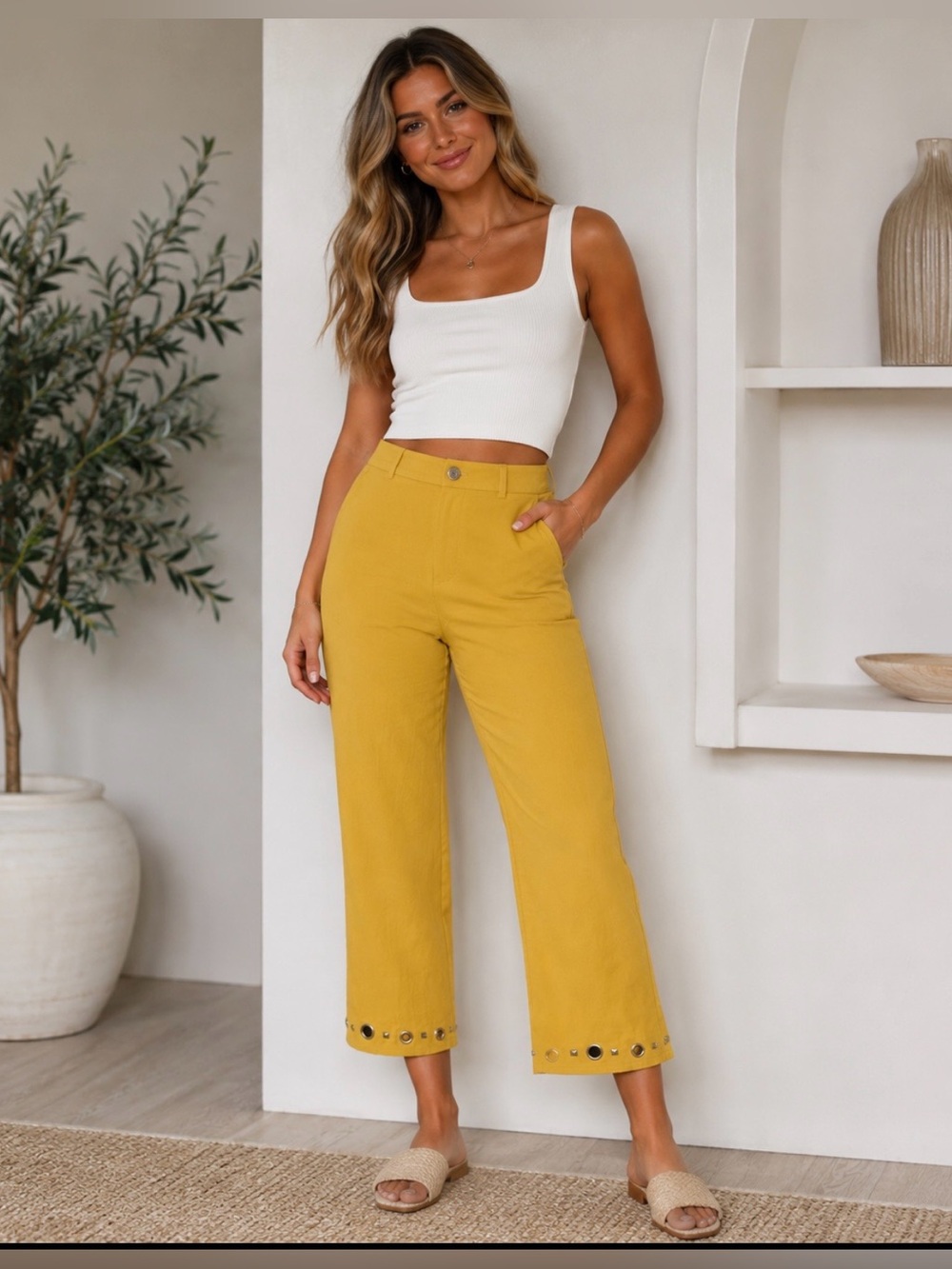 Yellow Cropped Pants with Grommet Detail, women size 6 , yellow